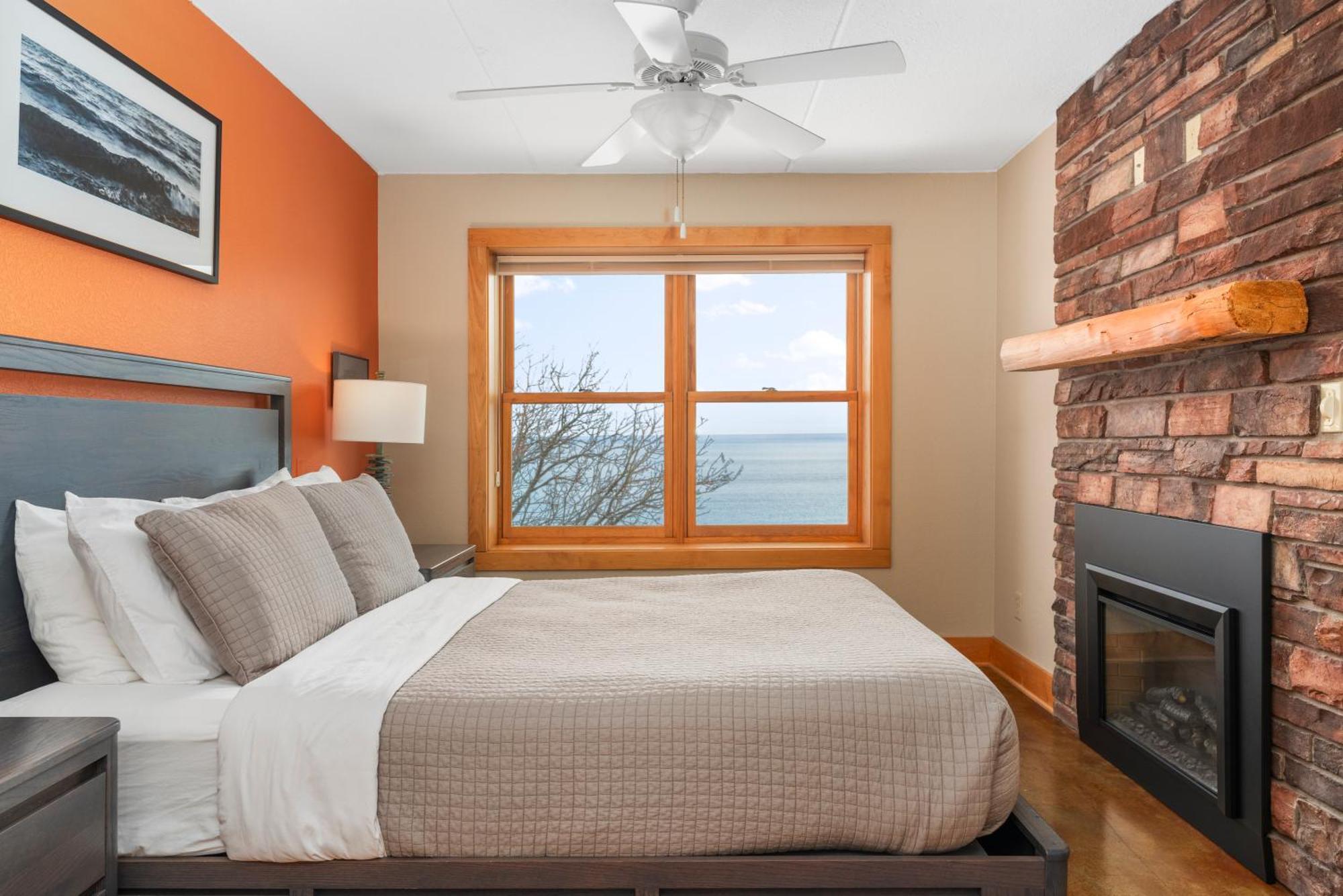 East Bay Suites Grand Marais Exterior foto